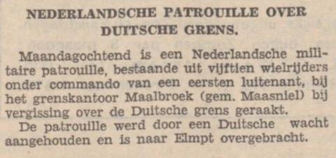 Patrouille lopen in de sneeuw