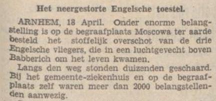 Duizenden doen gestorven Engelse vliegers uitgeleide