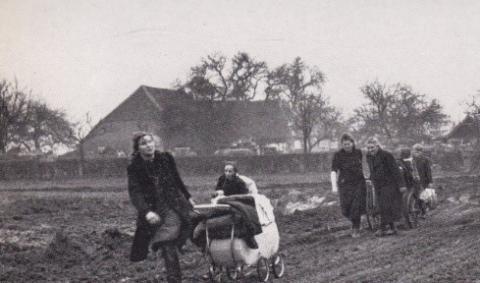 Mannen, vrouwen en kinderen zo snel mogelijk onder dak zien te krijgen