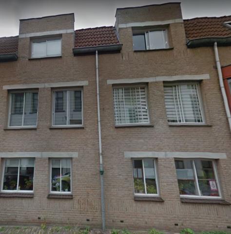 Op deze plek in de Waterstraat 23 stond ooit zijn winkel