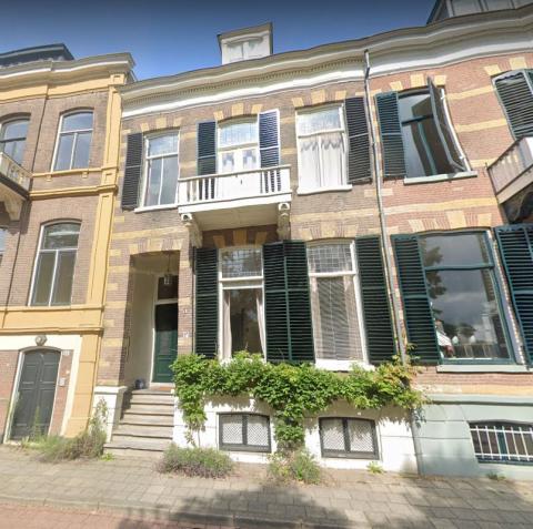 De Nieuwstad 87 in welke zij overleed