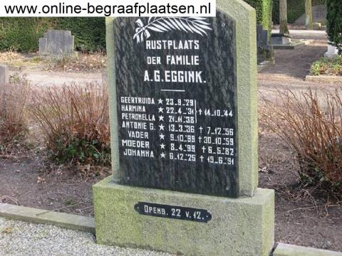 Het familiegraf van de familie Eggink