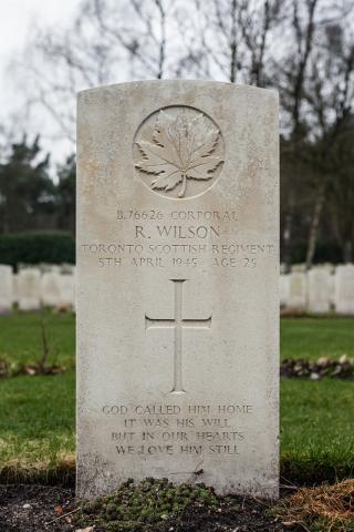 Het graf van Reginald  Wilson