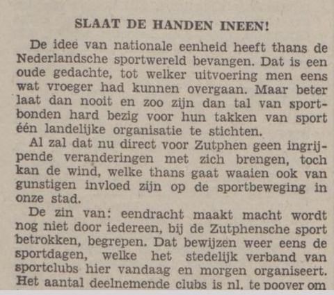 Slaat handen ineen