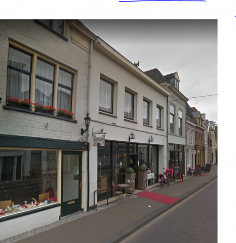De Spittaalstraat 104-A waar Jan met zijn gezin woonde