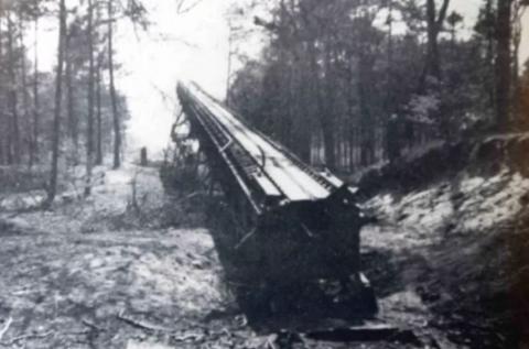 Lanceerbaan van V1. Hier in de bossen bij Nijverdal