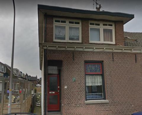 Hier woonde het gezin Komman in de Vijfmorgenstraat 3