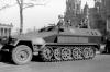 De Duitse half-track voor troepentransporten